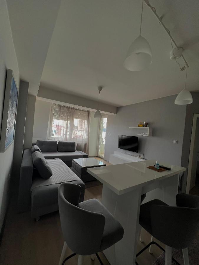 Cozy Apartment In The City Center Skopje Eksteriør bilde